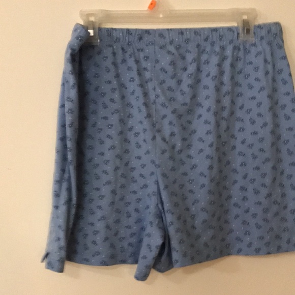 NWOT Croft&Barrow Intimates Woman’s Blue Floral PJ Shorts with Drawstring - Picture 2 of 2